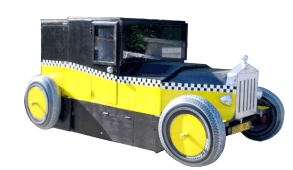 Gastounette animation de rue sur la route en version break. Au plaisir de vous croiser sur les routes.